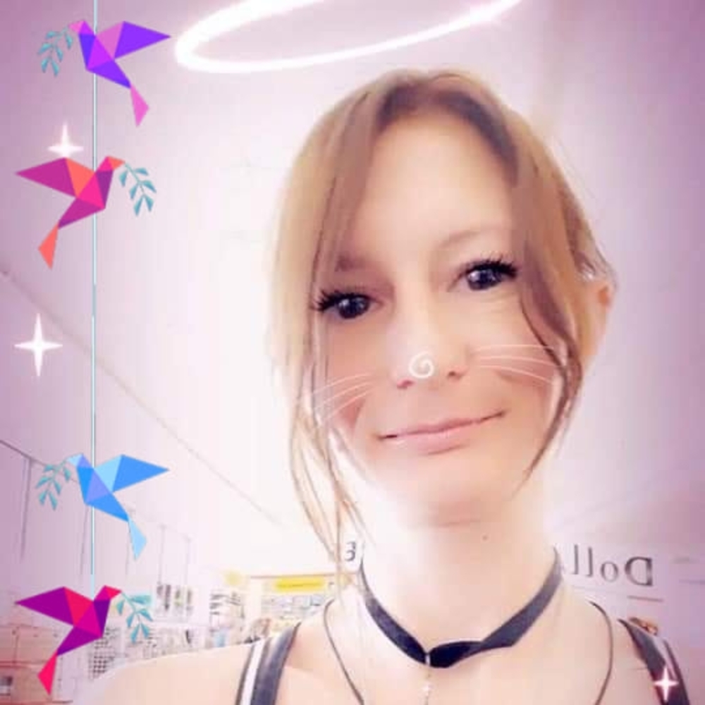 Meet your Posher, Jasmine